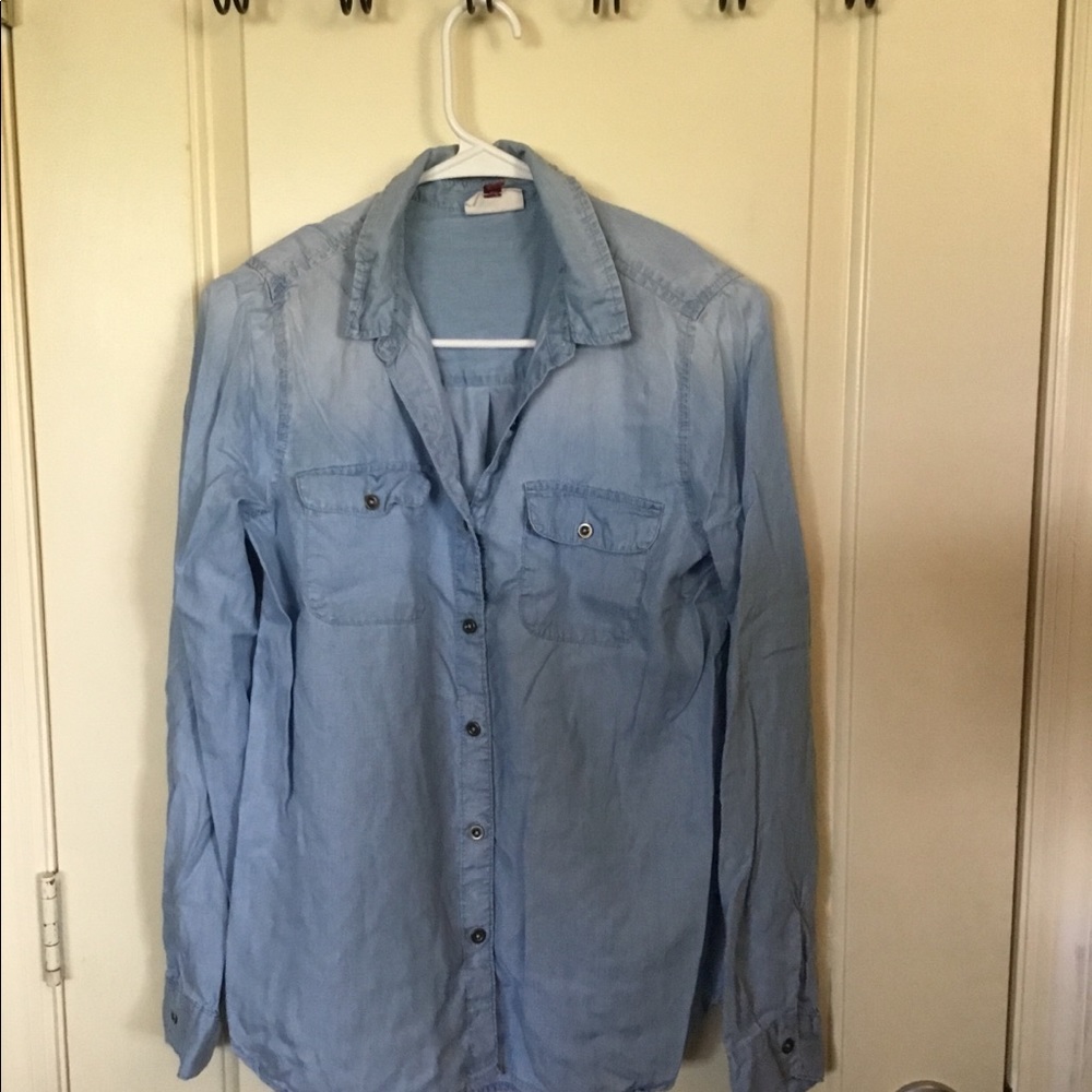 Long sleeve shirt